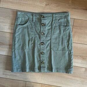 Kensie Green Cargo Mini Skirt Casual